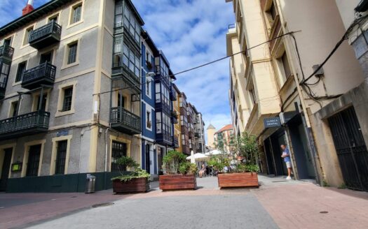 Local en Las Arenas – centro