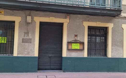 Local en Las Arenas – centro